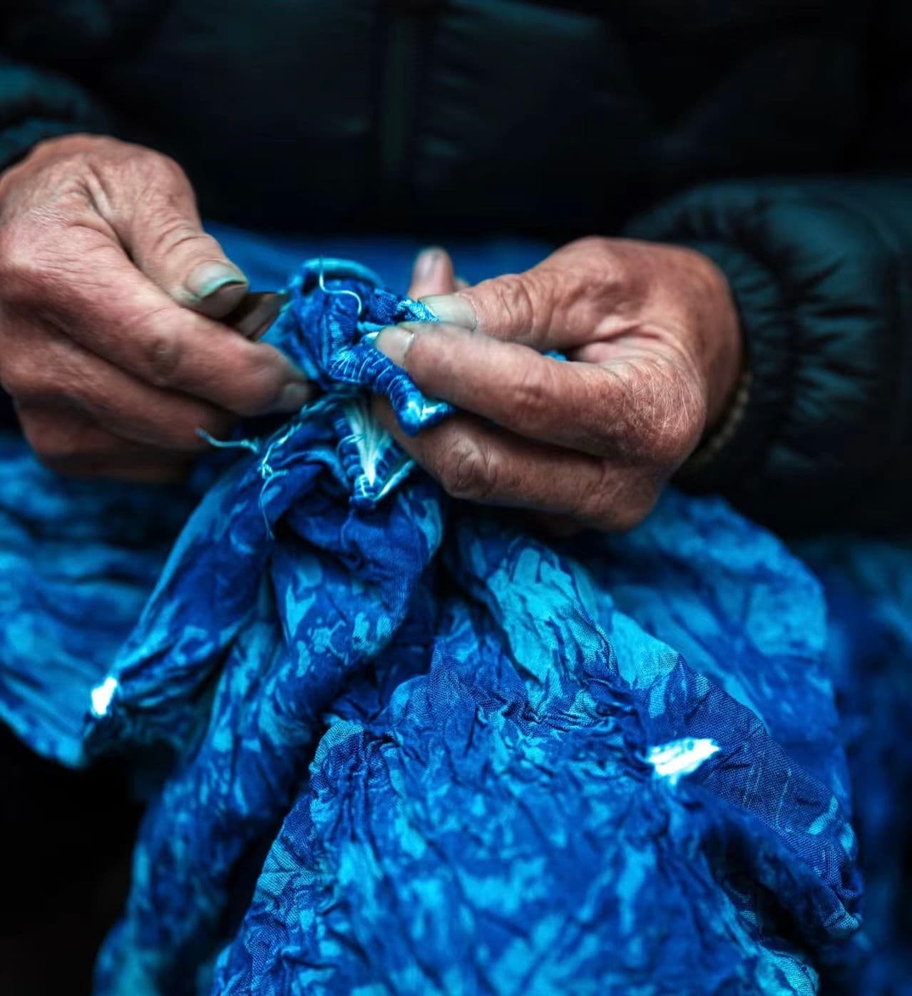 Traditional blue dyeing craftsmanship